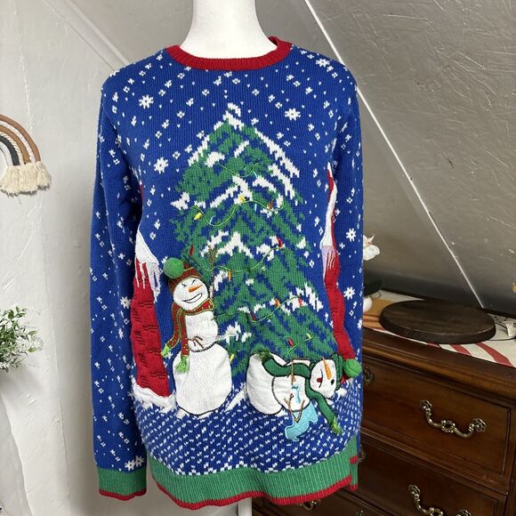 Ugly Christmas Sweater Tree Built-in Light Bulbs Battery Back Missing size M‎ - Picture 1 of 8